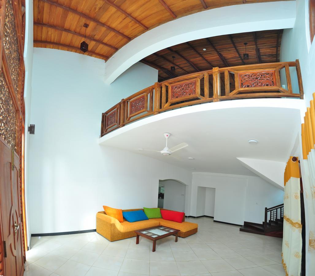 Falcon Villa Induruwa Eksteriør bilde